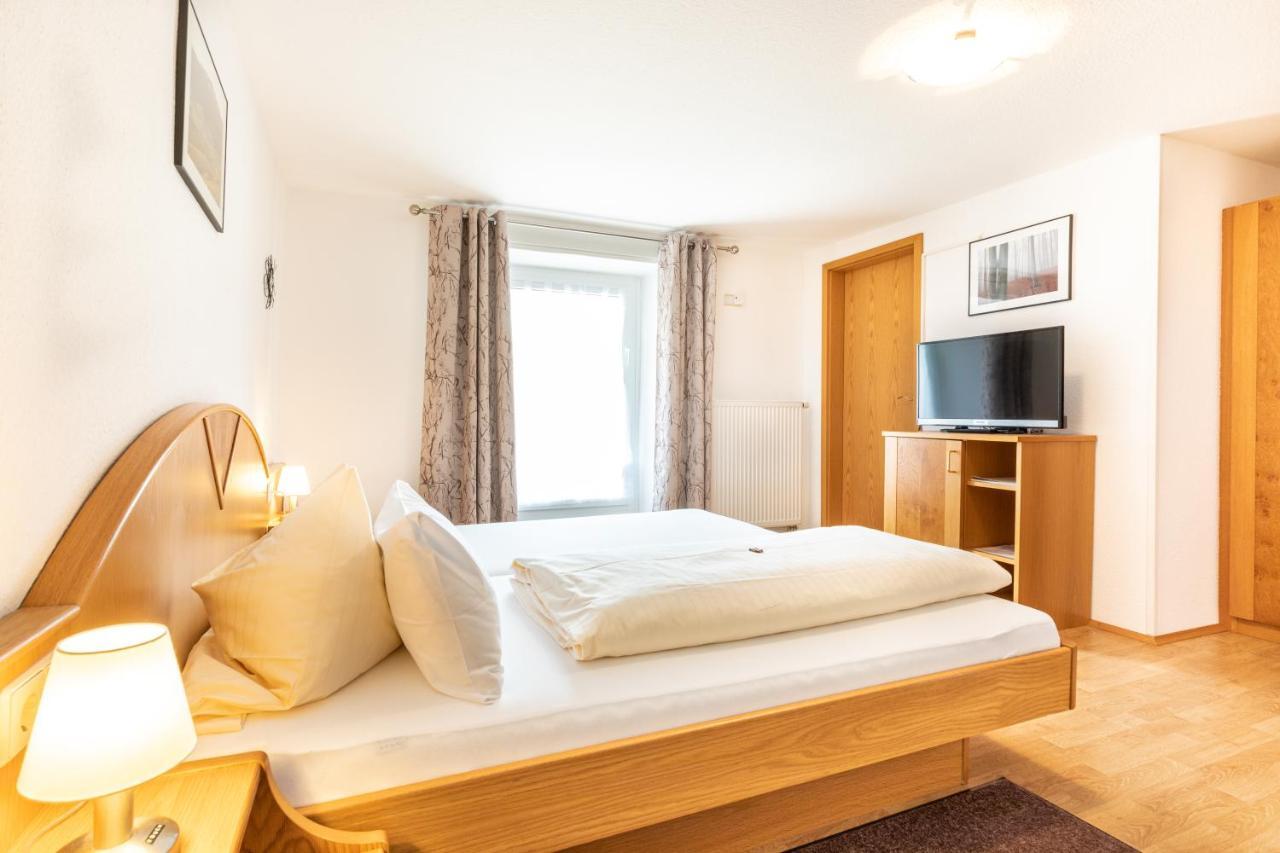 Hotel Landgasthof Zum Pflug Kleines Wiesental Extérieur photo